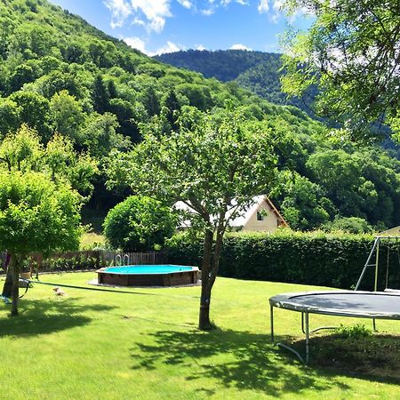 Papilio Bed & Breakfast Montauban-de-Luchon Екстериор снимка