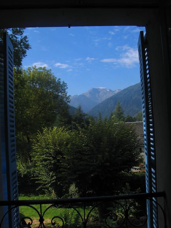 Papilio Bed & Breakfast Montauban-de-Luchon Екстериор снимка